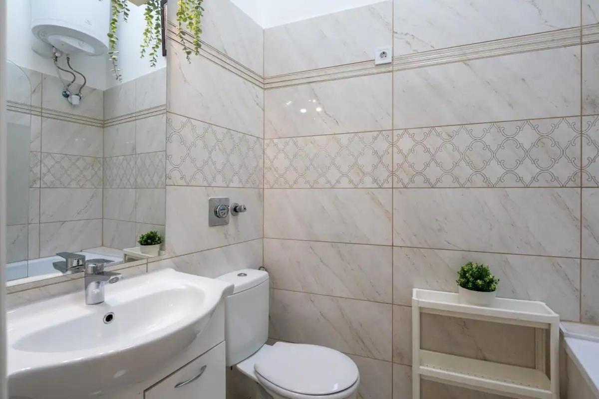 Astoria Central Apartments بودابست المظهر الخارجي الصورة