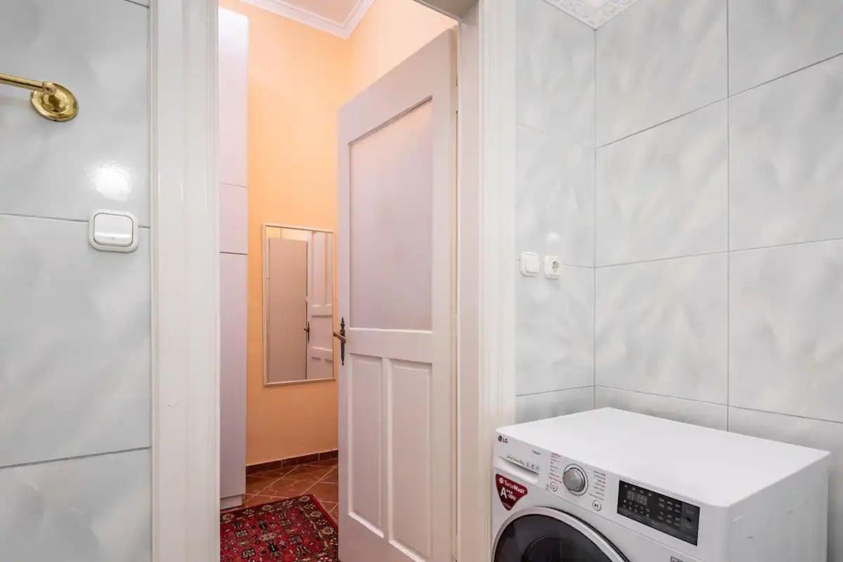 Astoria Central Apartments بودابست المظهر الخارجي الصورة